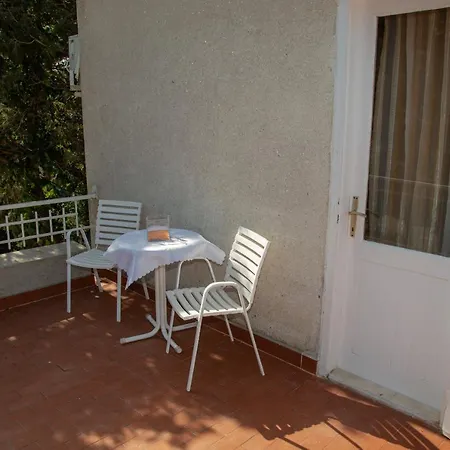 Rooms Magnolia With Pool Novalja Exterior photo