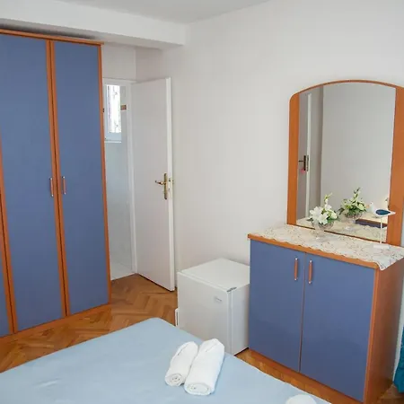 Rooms Magnolia With Pool Novalja Exterior photo