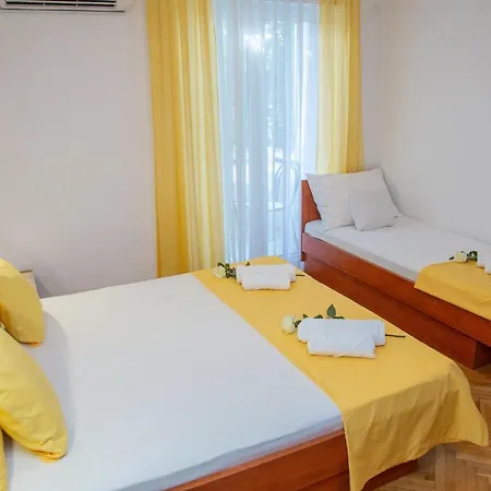 Rooms Magnolia With Pool Novalja Exterior photo