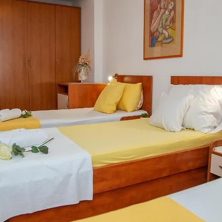 Rooms Magnolia With Pool Novalja Exterior photo