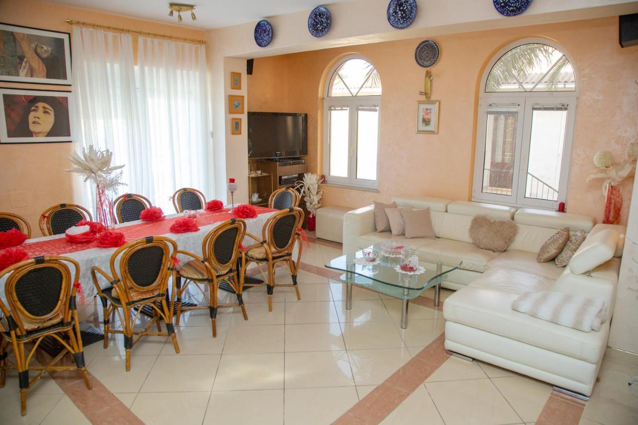 Apartamento Magnolia With Pool